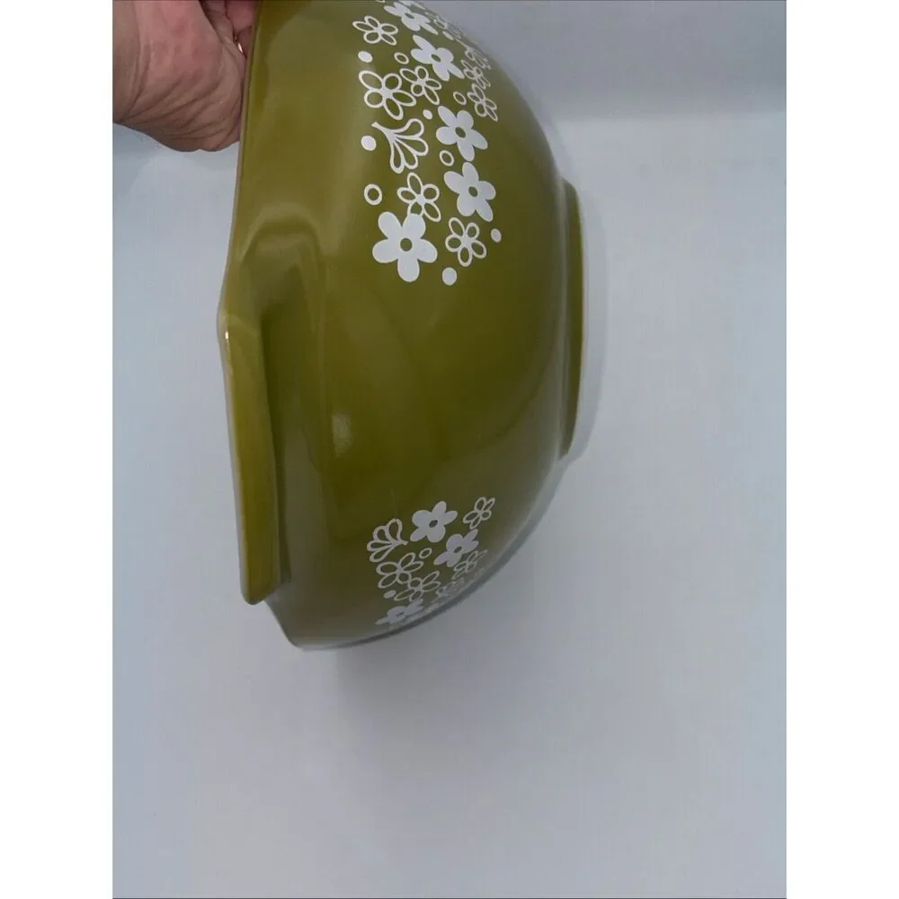 1960s Pyrex 444 Blossom Green 4 QT Mixing Nesting Bowl USA